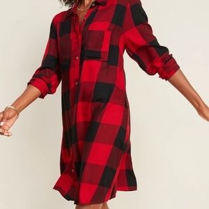 Women's Old Navy Red Buffalo plaid shirt